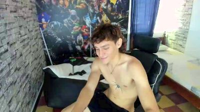 sebas_jusa live cam on Cam4