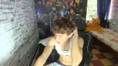 sebas_jusa live cam on Cam4