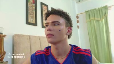 sebass_lovely live cam on Cam4