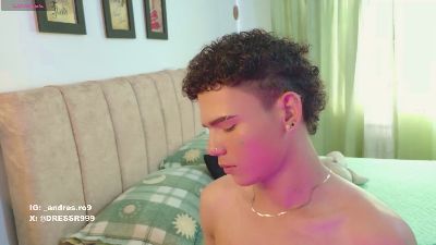 sebass_lovely live cam on Cam4