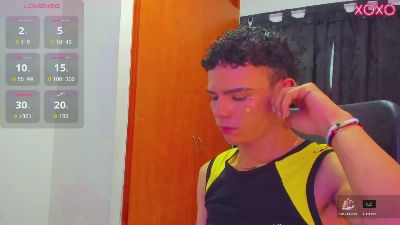 sebass_lovely live cam on Cam4