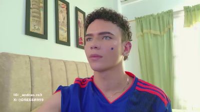 sebass_lovely live cam on Cam4
