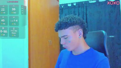 sebass_lovely live cam on Cam4