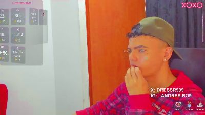 sebass_lovely live cam on Cam4