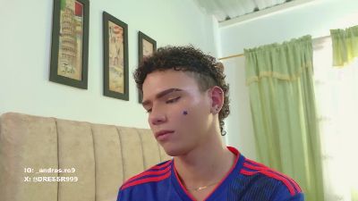 sebass_lovely live cam on Cam4