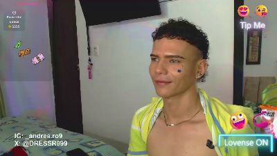 sebass_lovely live cam on Cam4