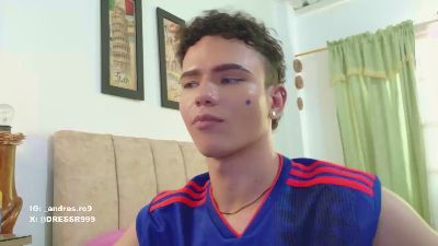 sebass_lovely live cam on Cam4