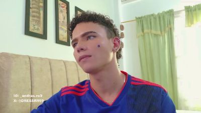 sebass_lovely live cam on Cam4