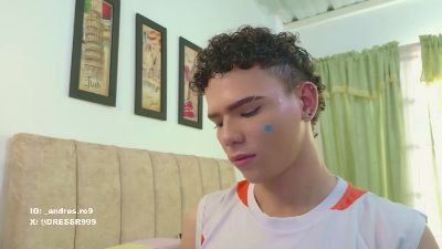 sebass_lovely live cam on Cam4
