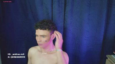 sebass_lovely live cam on Cam4