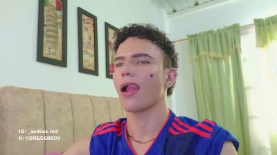 sebass_lovely live cam on Cam4