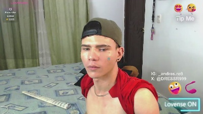 sebass_lovely live cam on Cam4