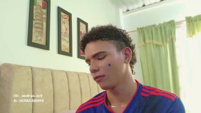 sebass_lovely live cam on Cam4
