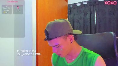 sebass_lovely live cam on Cam4