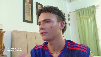 sebass_lovely live cam on Cam4