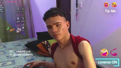 sebass_lovely live cam on Cam4