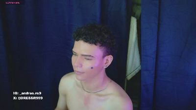 sebass_lovely live cam on Cam4