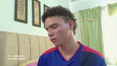 sebass_lovely live cam on Cam4