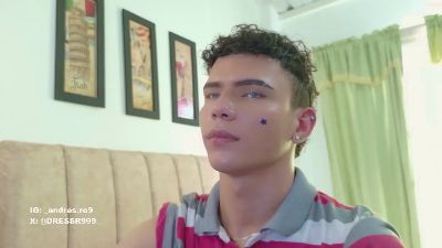 sebass_lovely live cam on Cam4