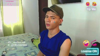 sebass_lovely live cam on Cam4