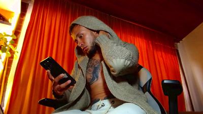 sebastian_horny live cam on Cam4
