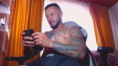 sebastian_horny live cam on Cam4