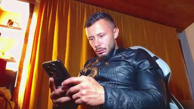 sebastian_horny live cam on Cam4