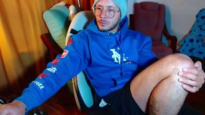 sebastian_horny live cam on Cam4