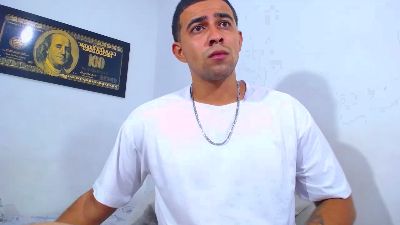 sebastiancastil live cam on Cam4