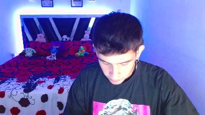 sebasxxl2 live cam on Cam4
