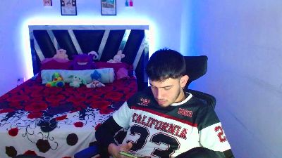 sebasxxl2 live cam on Cam4