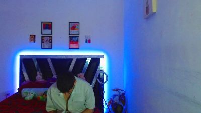 sebasxxl2 live cam on Cam4