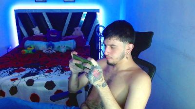 sebasxxl2 live cam on Cam4