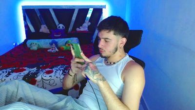 sebasxxl2 live cam on Cam4