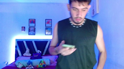 sebasxxl2 live cam on Cam4