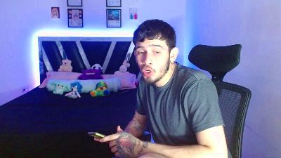sebasxxl2 live cam on Cam4