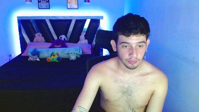 sebasxxl2 live cam on Cam4