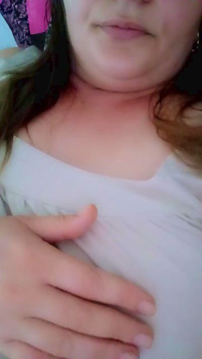 selena20_fun live cam on Cam4