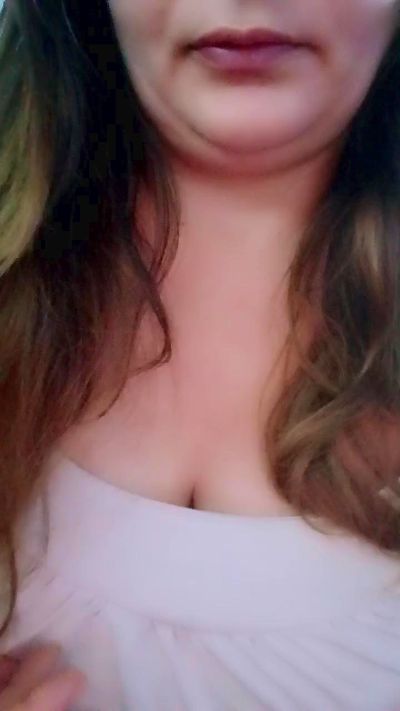 selena20_fun live cam on Cam4