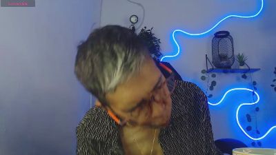 selena_ferreira live cam on Cam4