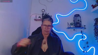 selena_ferreira live cam on Cam4