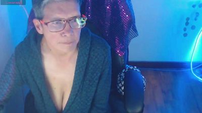 selena_ferreira live cam on Cam4