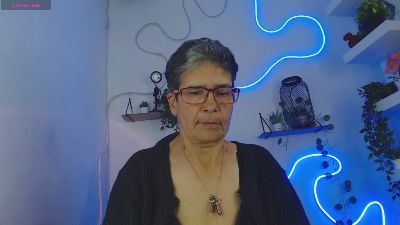 selena_ferreira live cam on Cam4
