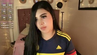selena_foxy live cam on Cam4