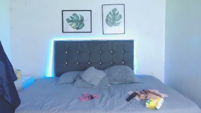 selena_hotmilf live cam on Cam4