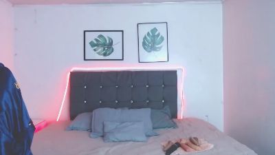 selena_hotmilf live cam on Cam4