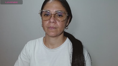 selenaferrit live cam on Cam4