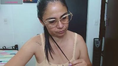 selenaferrit live cam on Cam4