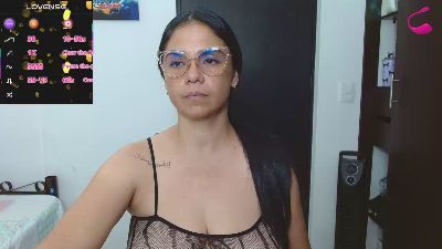 selenaferrit live cam on Cam4