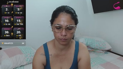 selenaferrit live cam on Cam4